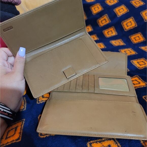 COACH wallet with removable check book - Picture 5 of 6